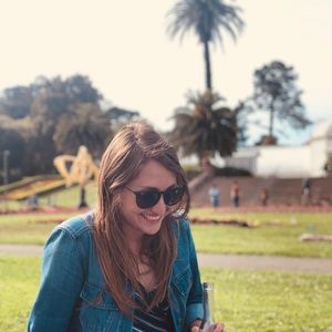 Meet your Posher, Courtney